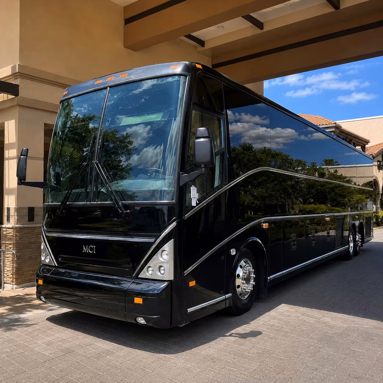 bus rentals for springfield concerts music festival