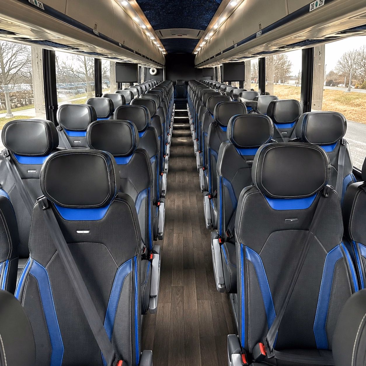 shuttle buses for springfield wedding venues along the battlefield road corridor